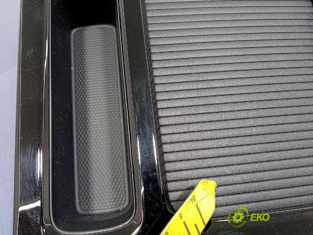 Kia Xceed 2025 kastlík 84620-J7000