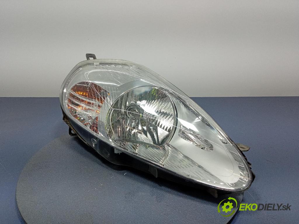 Fiat Punto 2008 Reflektor: v pravo: 89101388