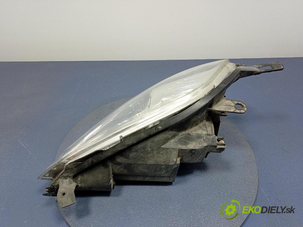 Fiat Punto 2008 Reflektor: v pravo: 89101388