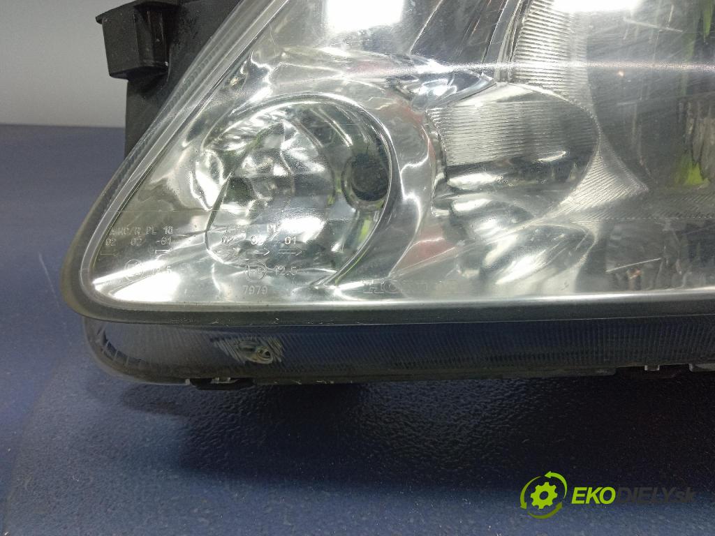 Honda Cr-v 2002 Reflektor: Vľavo: 01