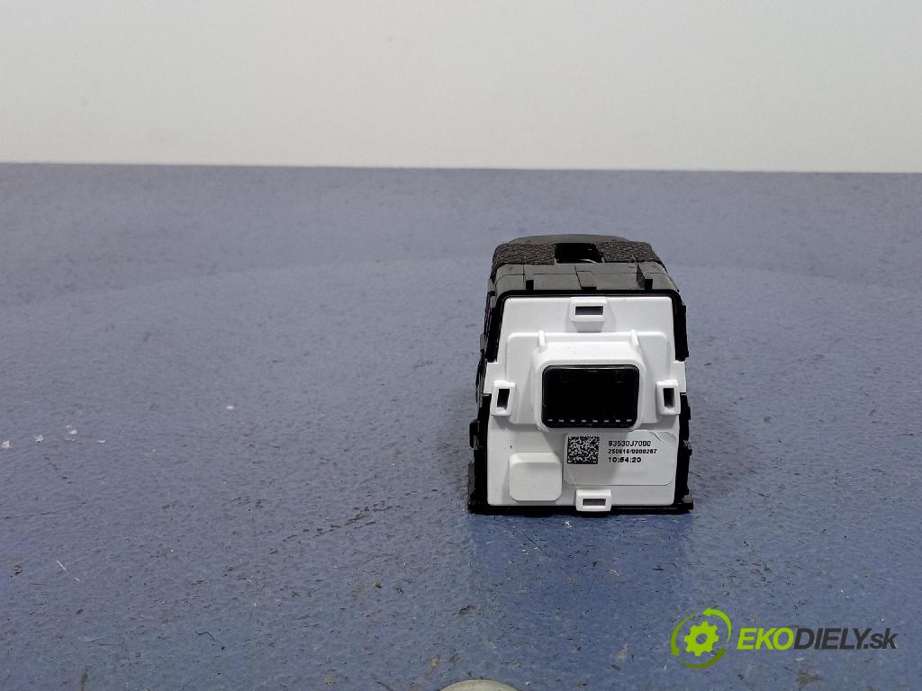 Kia Xceed 2025 prepínač Zrkadlo: 93530J7000