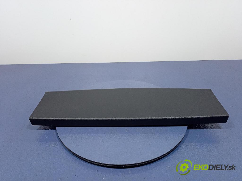 Kia Xceed 2025 kryt Plast: Interiéry: 81761-J7800