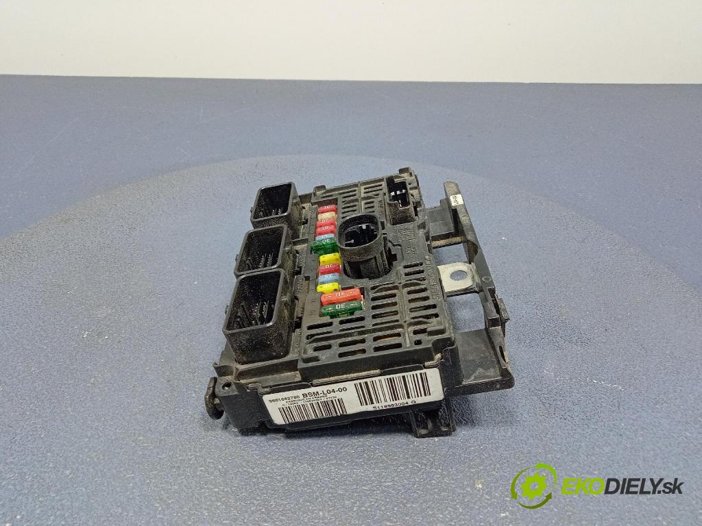 Citroen C5 2007 skrinka Poistky: 9661682780