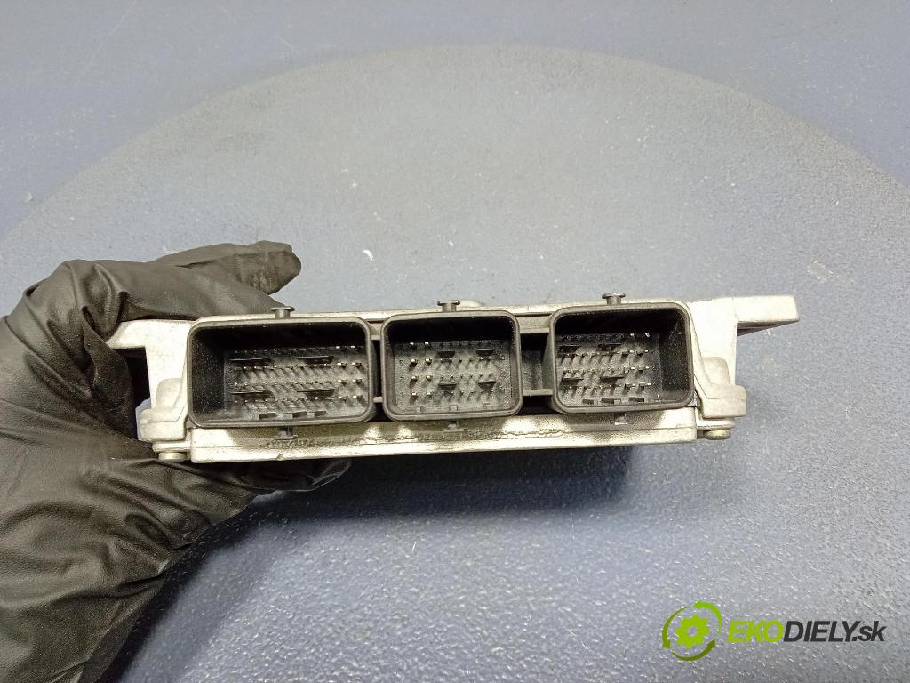 Citroen C5 2007 riadiaca jednotka Motor: 9659580780