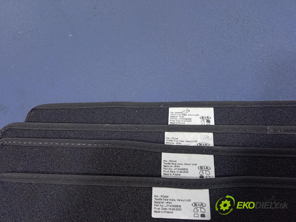 Kia Xceed 2025 koberec do auta J7143ADE50