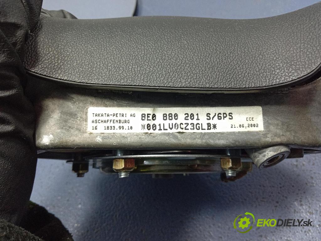 Audi A3 2002 volant 8Z0419091D