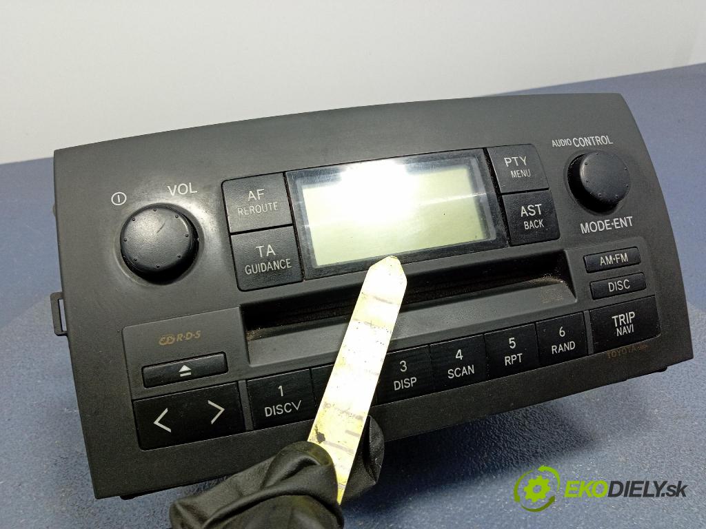 Toyota Corolla verso 2002 Radio I Navigácia: 86120-13060-B0
