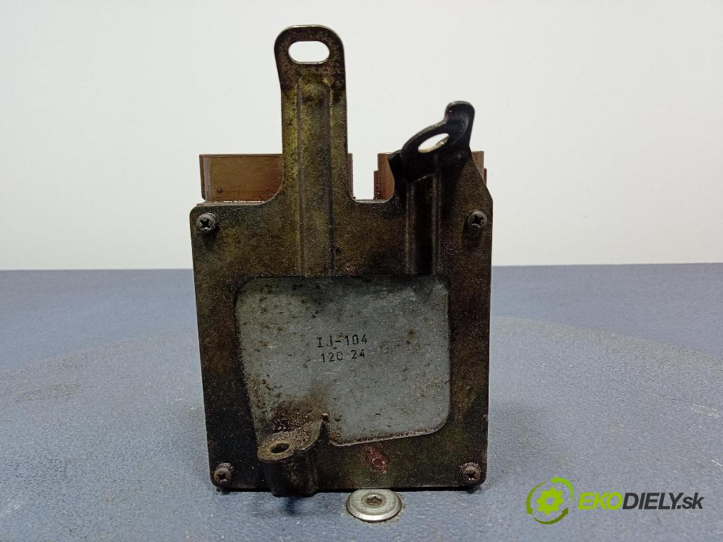 Toyota Corolla verso 2002 riadiaca jednotka Motor: 89871-20030