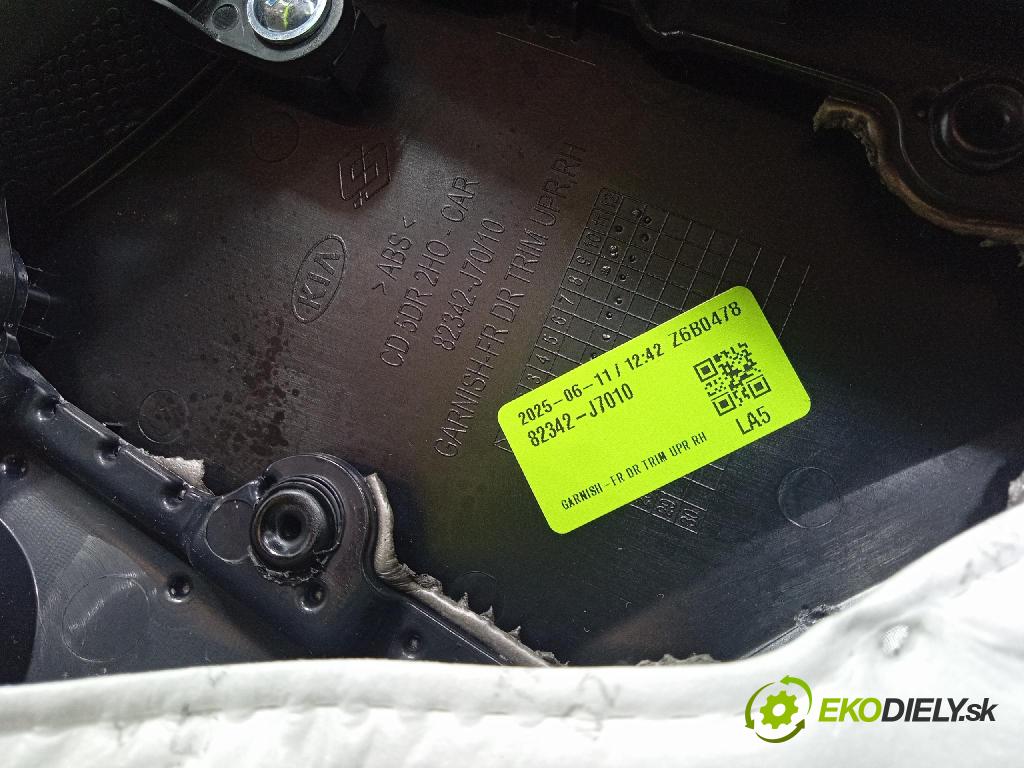 Kia Xceed 2025 Čalounictví: dvere Predné Prava: 82302-J7102