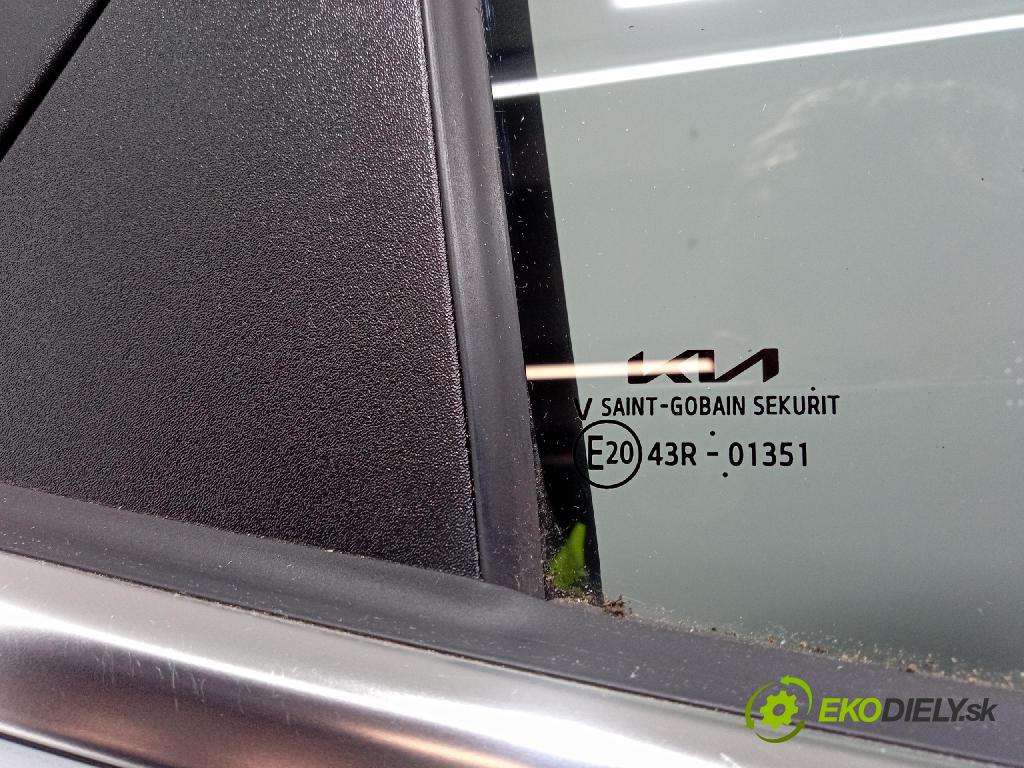 Kia Xceed 2025 dvere zad pravé 01