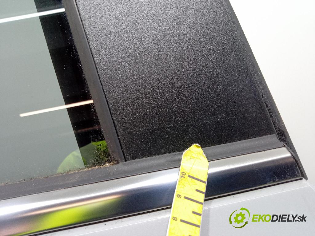 Kia Xceed 2025 dvere zad pravé 01