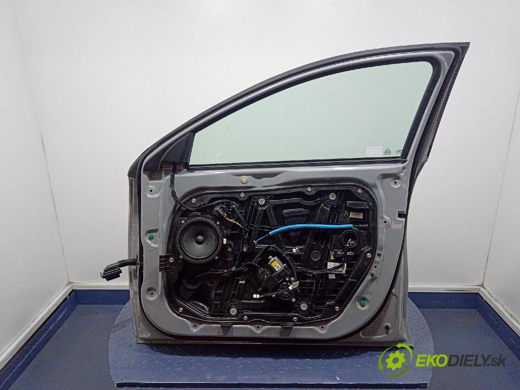 Kia Xceed 2025 dvere Predné pravé 01