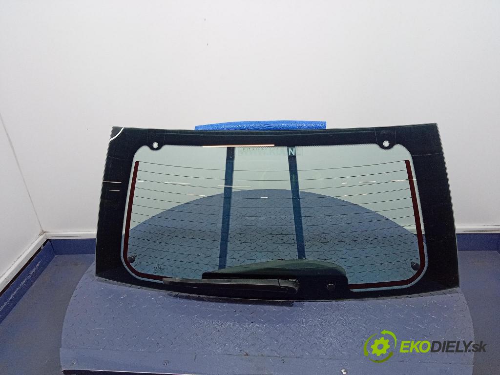 Kia Sportage 2005 sklo zadna
