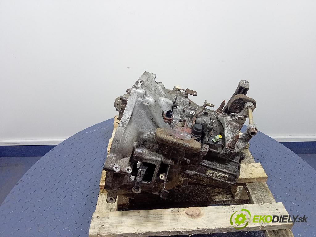 Honda Cr-v 2002 prevodovka Manualna Z2M1