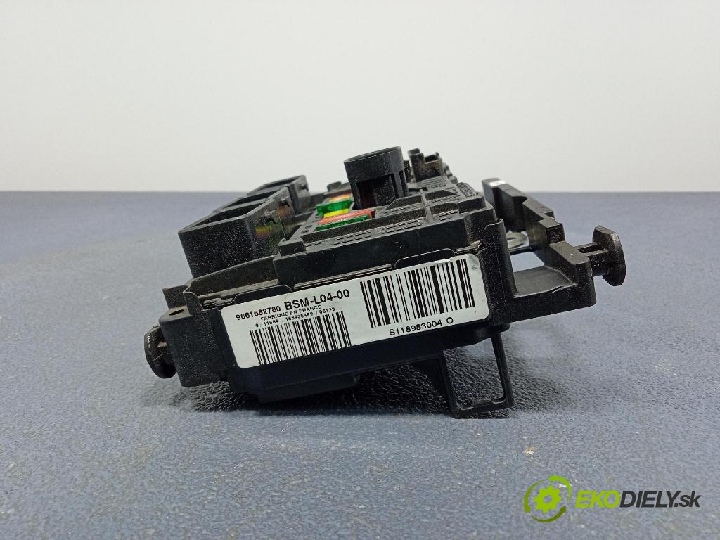 Citroen C5 2006 skrinka Poistky: 9661682780