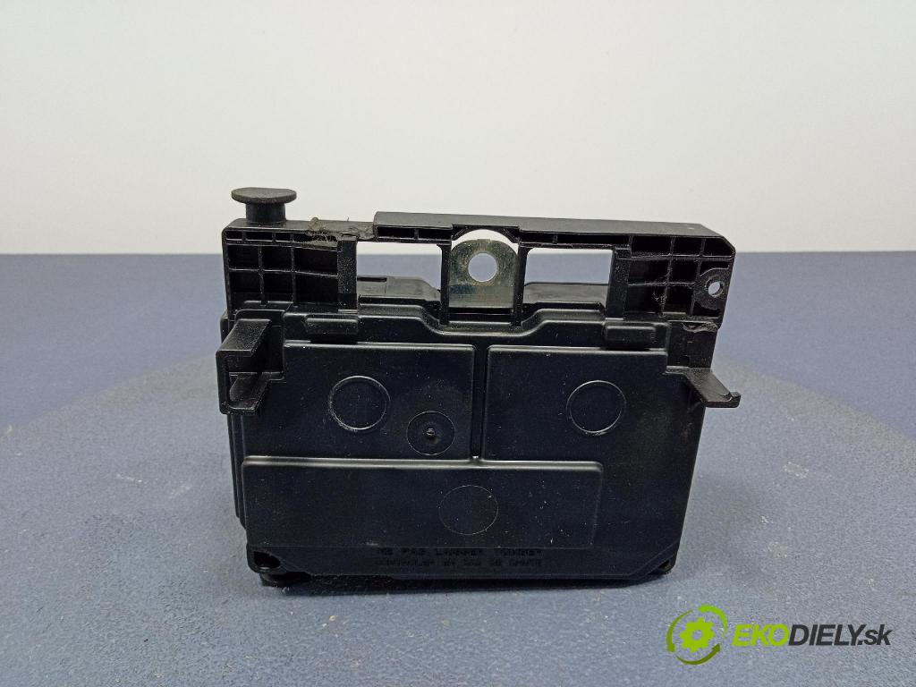 Citroen C5 2006 skrinka Poistky: 9661682780