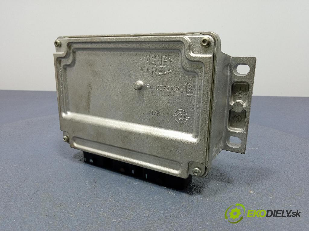 Citroen C5 2006 riadiaca jednotka Motor: 9659580780