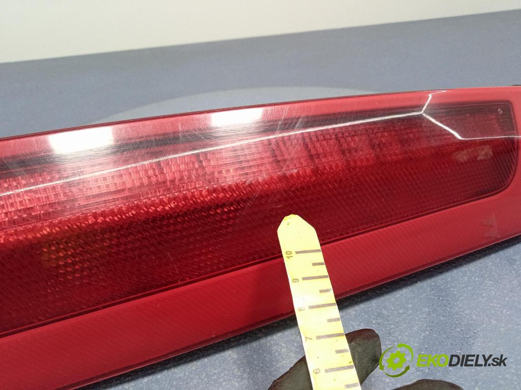 Volvo XC90 2006 svetlo / reflektor zad Prava: Vonkajsia: 30678221
