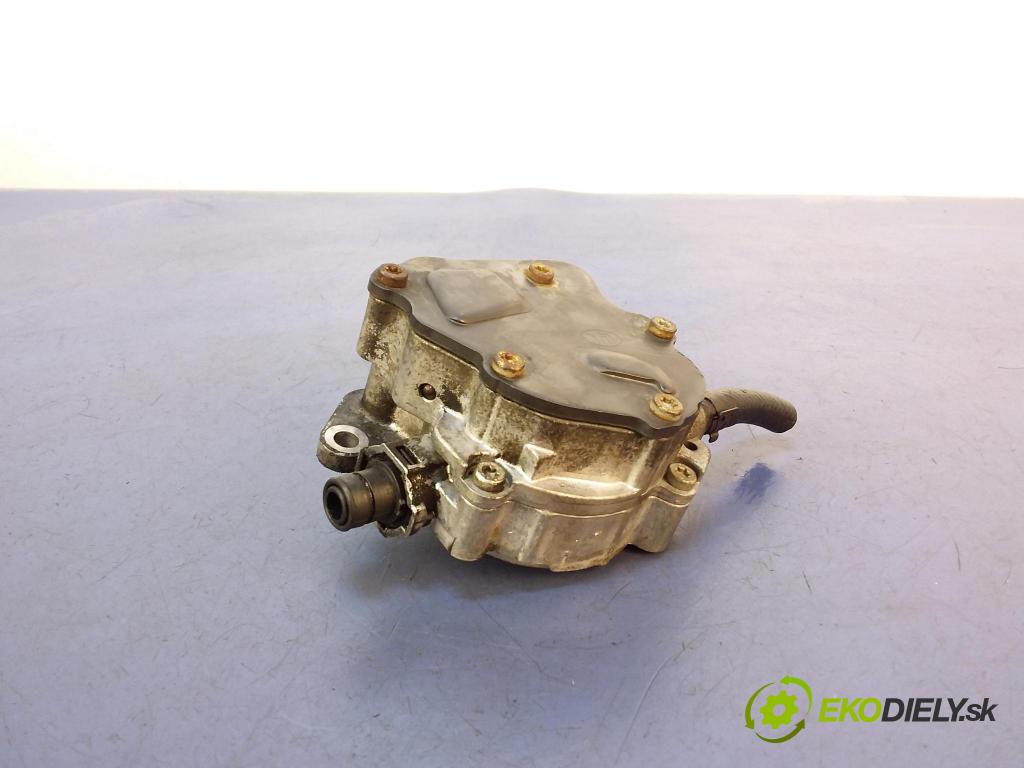Skoda Fabia 2006 čerpadlo vakuová 038145209H