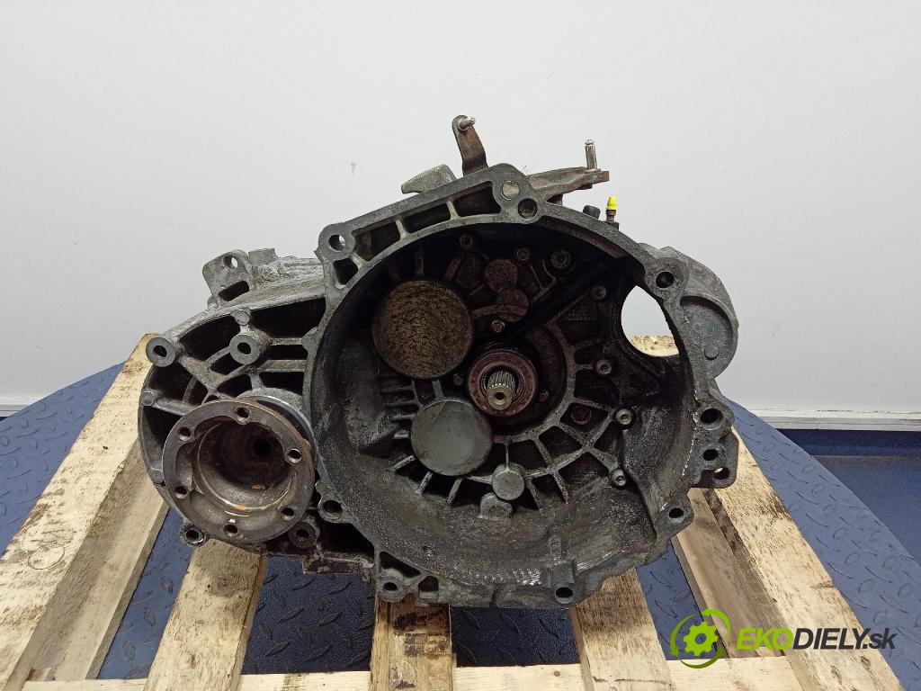 Vw Touran 2004 prevodovka Manualna KXD