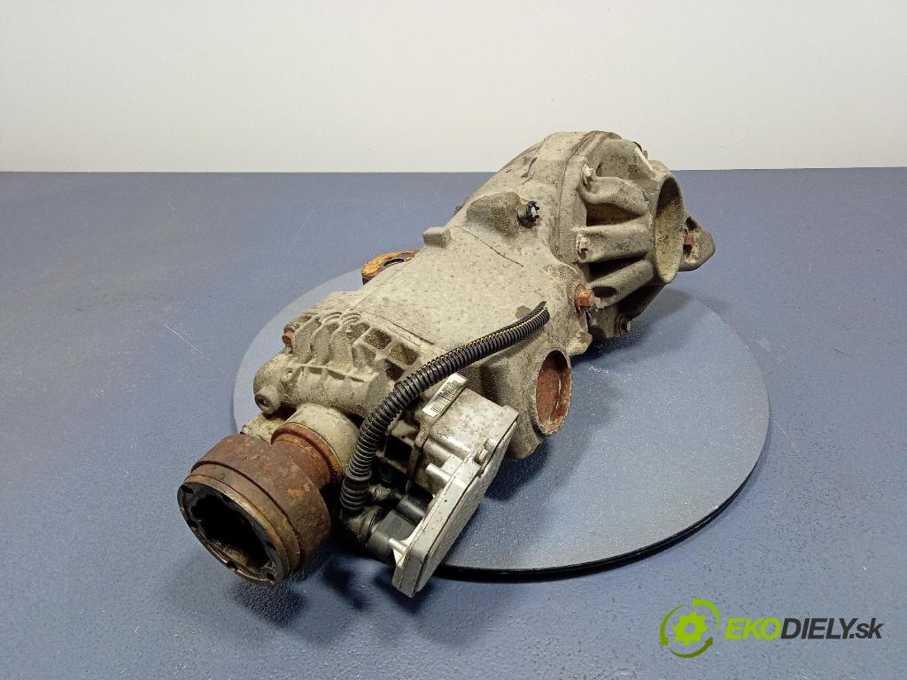 Volvo XC90 2006 Most: Zadný: 01023869