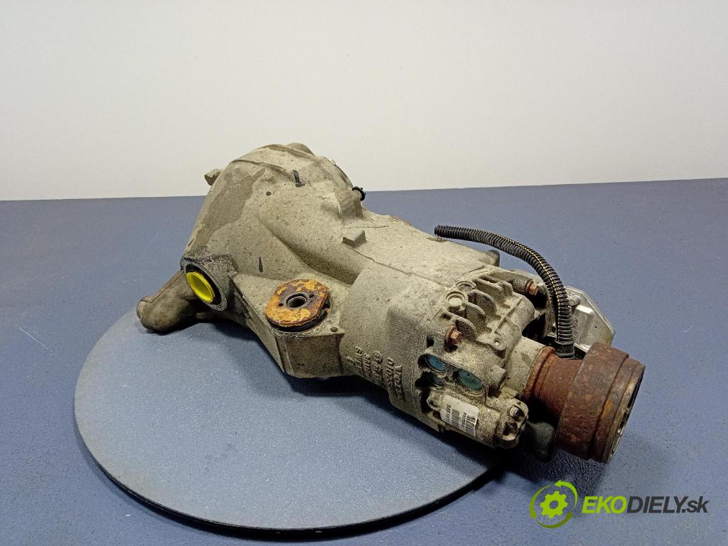 Volvo XC90 2006 Most: Zadný: 01023869