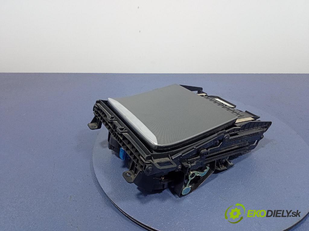 Bmw X5 2019 kastlík 6810497