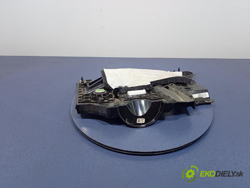 Bmw X5 2019 kryt Plast: Interiéry: 9399364