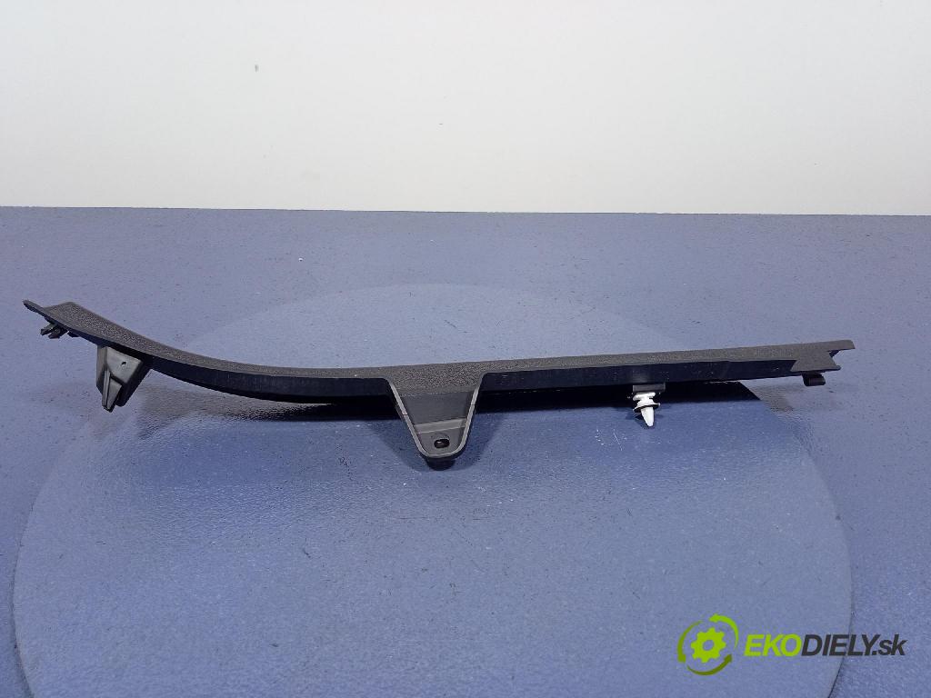 Bmw X5 2019 kryt Plast: Interiéry: 7484113
