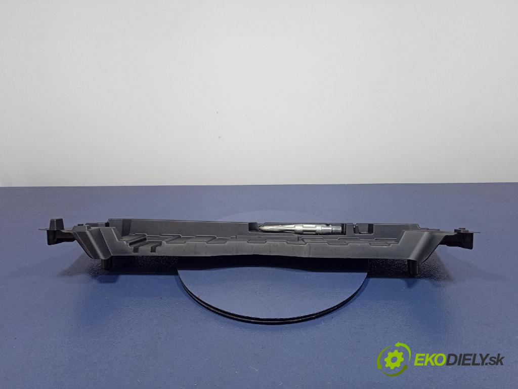 Bmw X5 2019 kryt Plast: Interiéry: 7438261