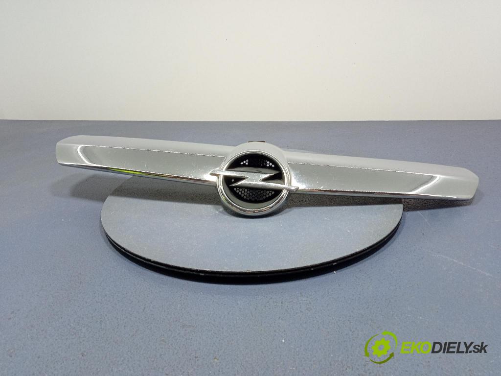 Opel Corsa 2007 miežka / Gril: 13223226