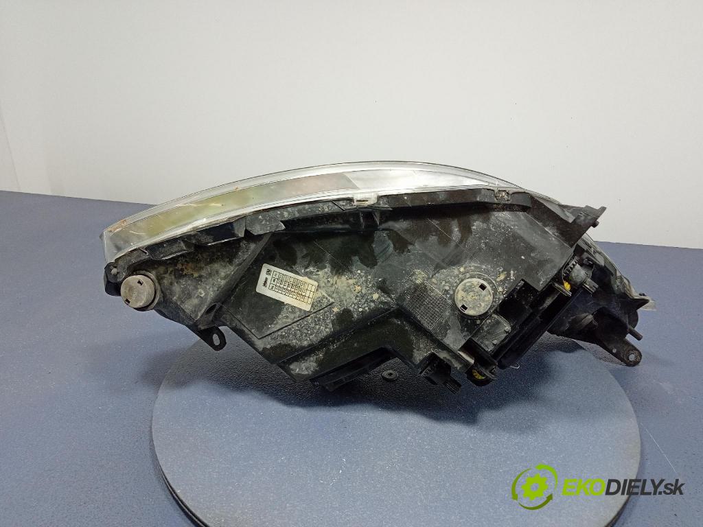 Opel Corsa 2007 Reflektor: Vľavo: 13186381