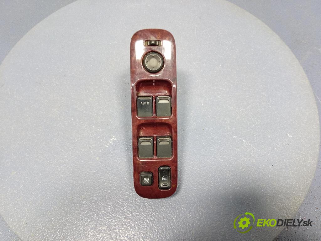 Suzuki Vitara 2003 prepínač Okná: