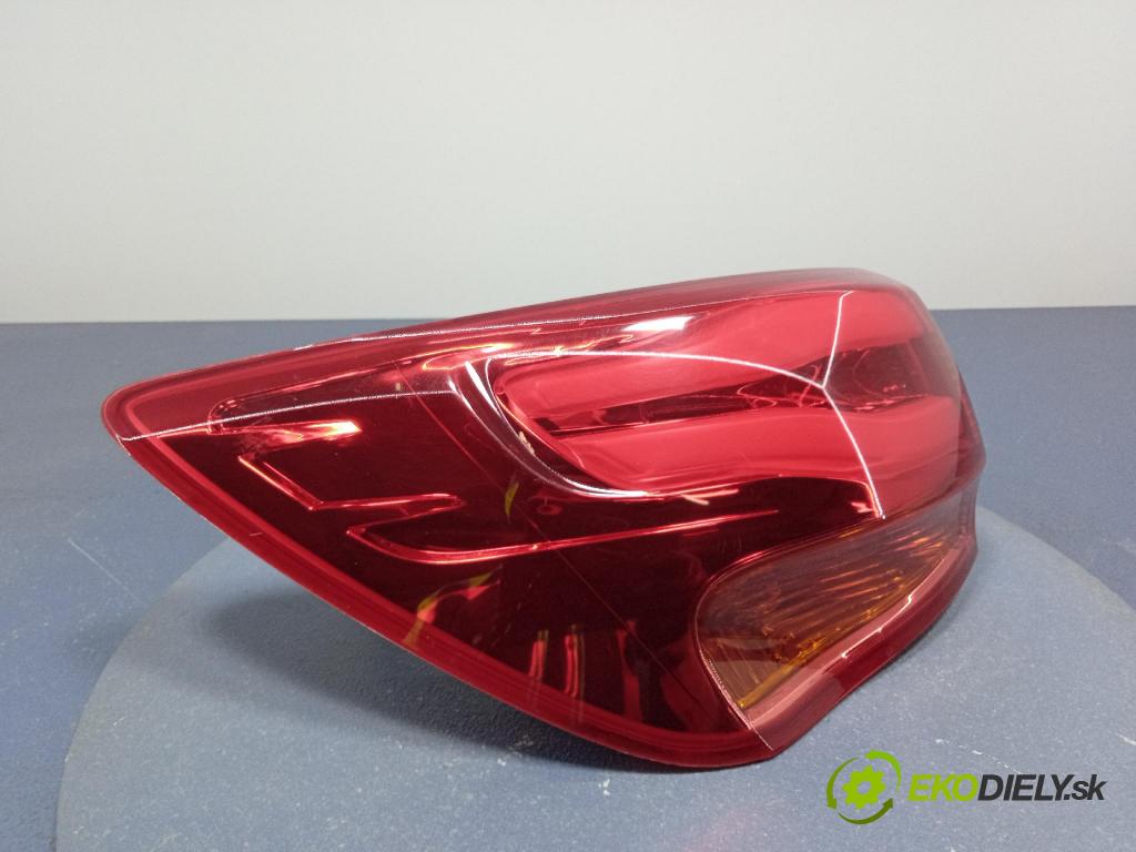 Kia Ceed 2014 svetlo / reflektor zad Prava: Vonkajsia: 92401-A23