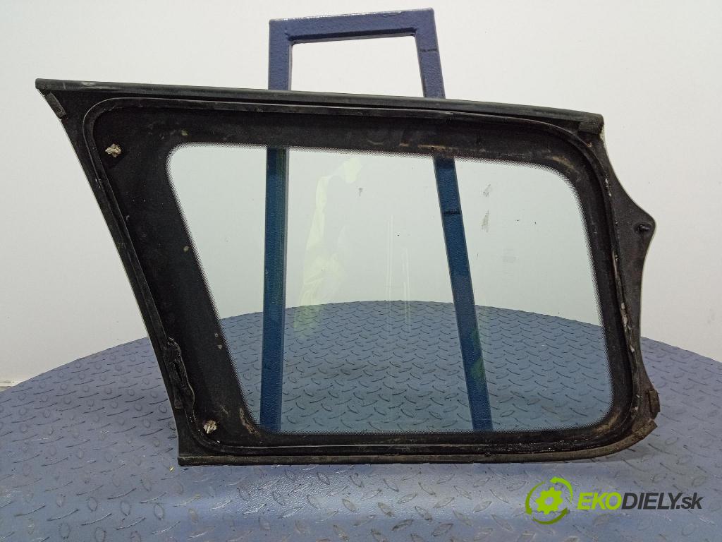 Suzuki Vitara 2003 sklo Karoséria: zad