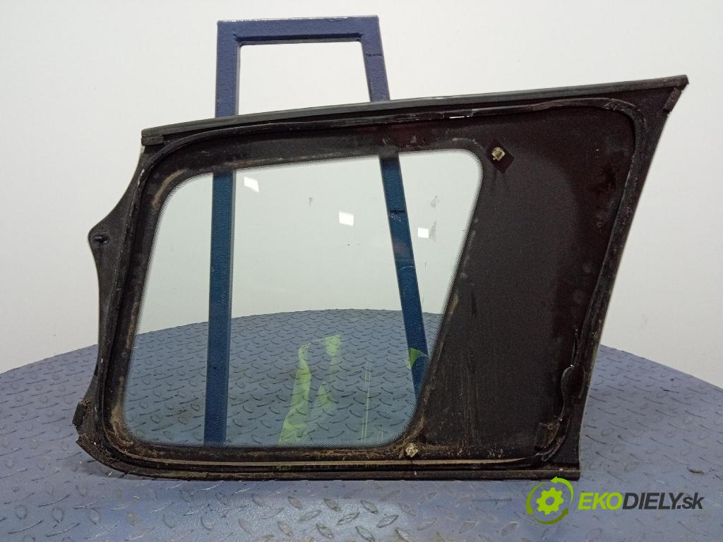 Suzuki Vitara 2003 sklo Karoséria: zad 