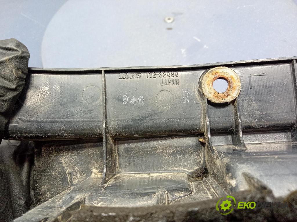 Suzuki Vitara 2003 svetlo / reflektor zad ľavá Vonkajsia: 132-32080