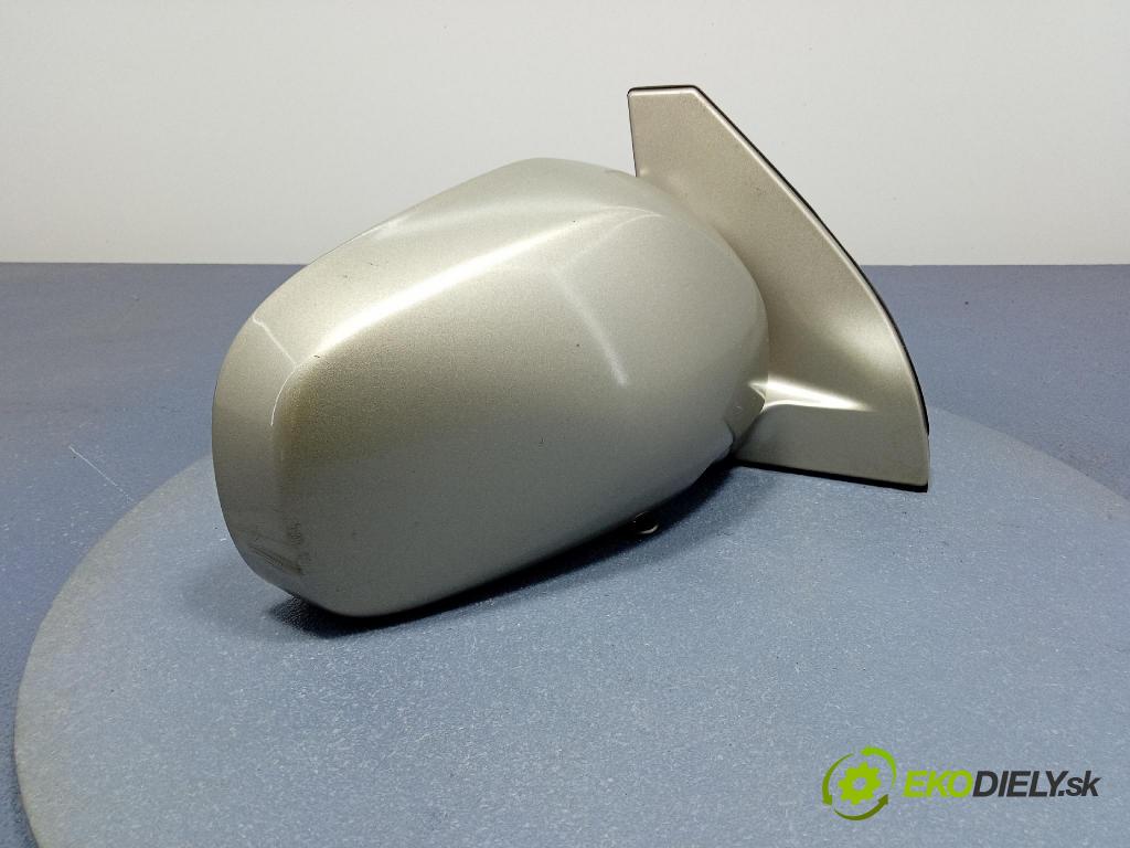 Suzuki Vitara 2003 zrkadlo pravé 012096