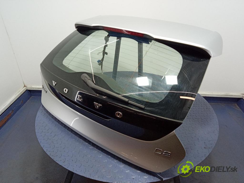 Volvo V40 2016 zadna dveře kufra: kufra: