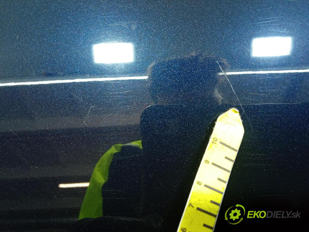 Bmw X5 2019 dvere zad Vľavo:
