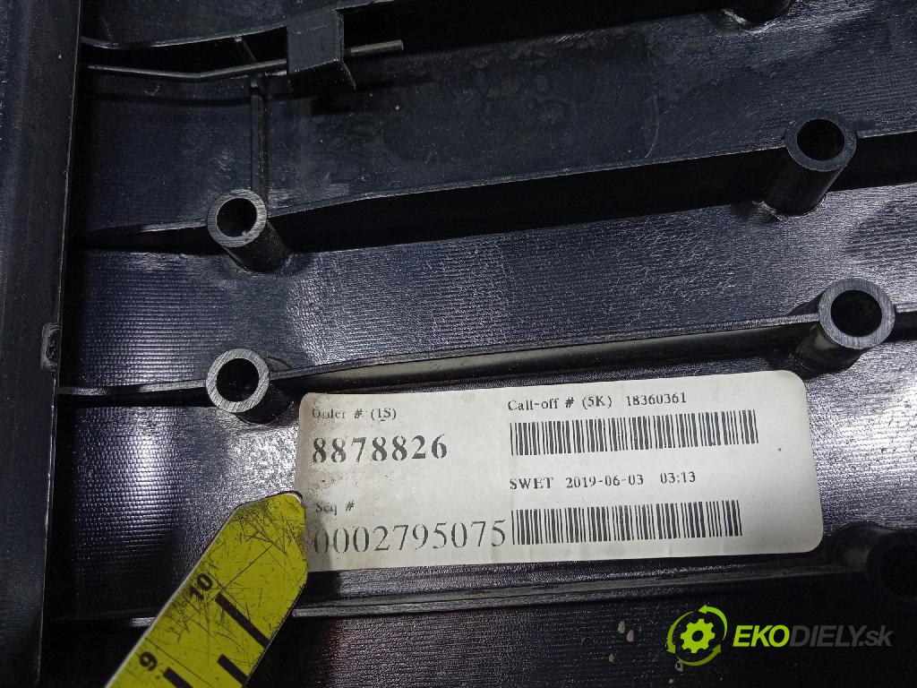 Bmw X5 2019 lišta kufra: 7438950