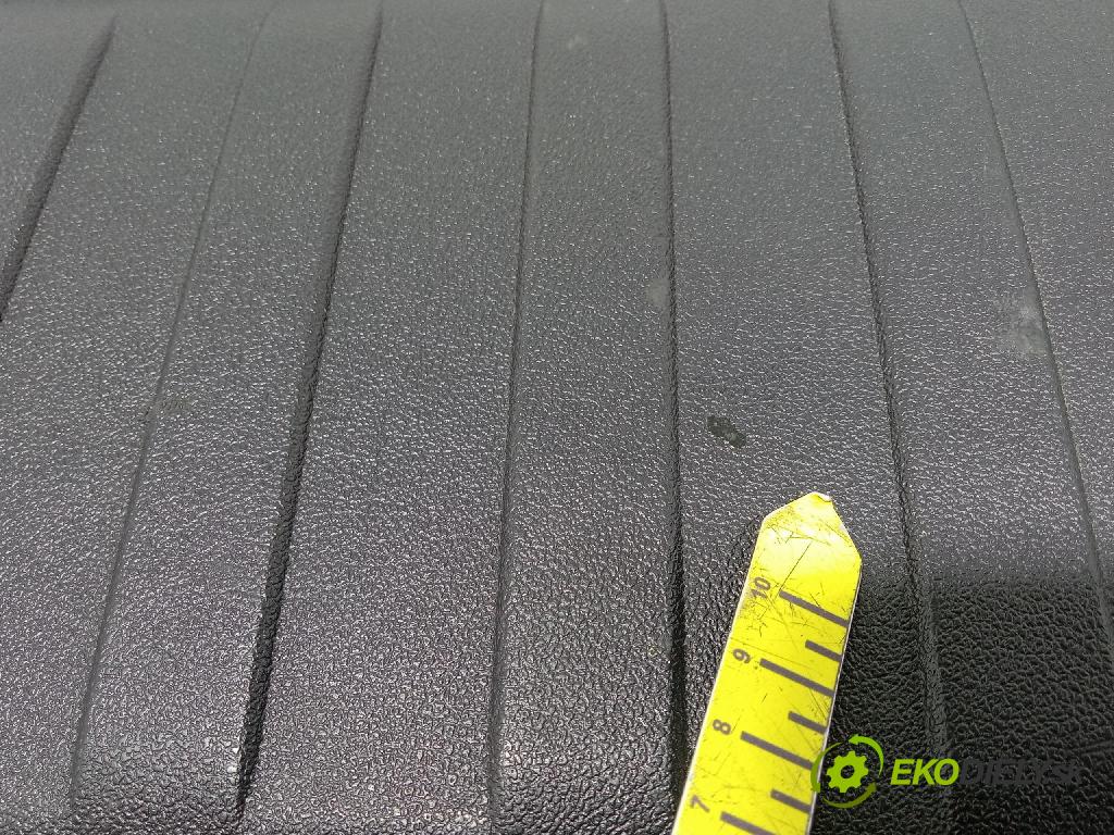 Bmw X5 2019 lišta kufra: 7438950
