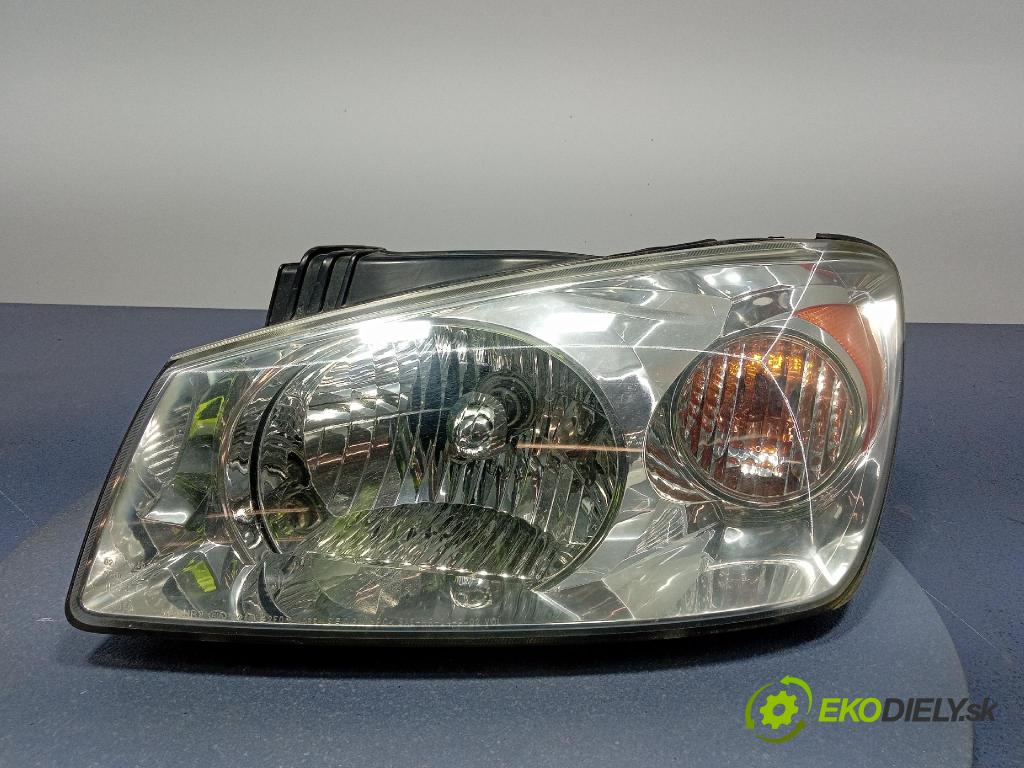 Kia Cerato 2004 Reflektor: Vľavo: 92101-2F0