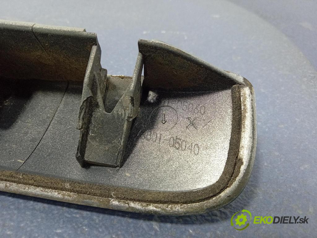 Toyota Avensis 2005 lišta kufra: 76801-05040