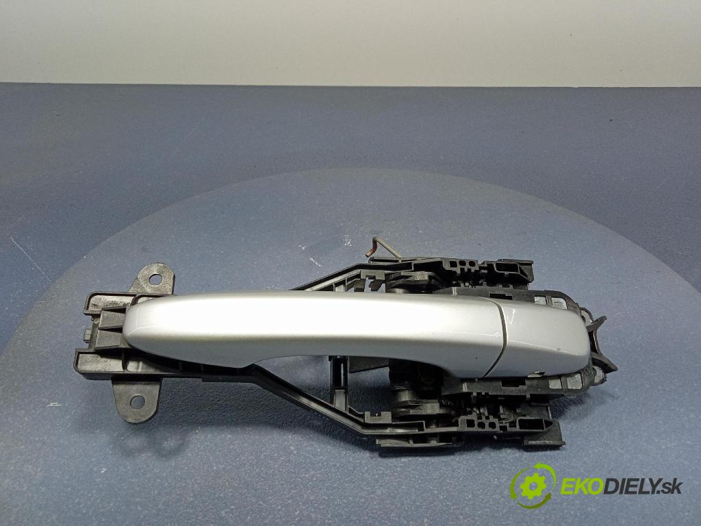 Volvo V40 2016 rukoväť Predné ľavá 31440082