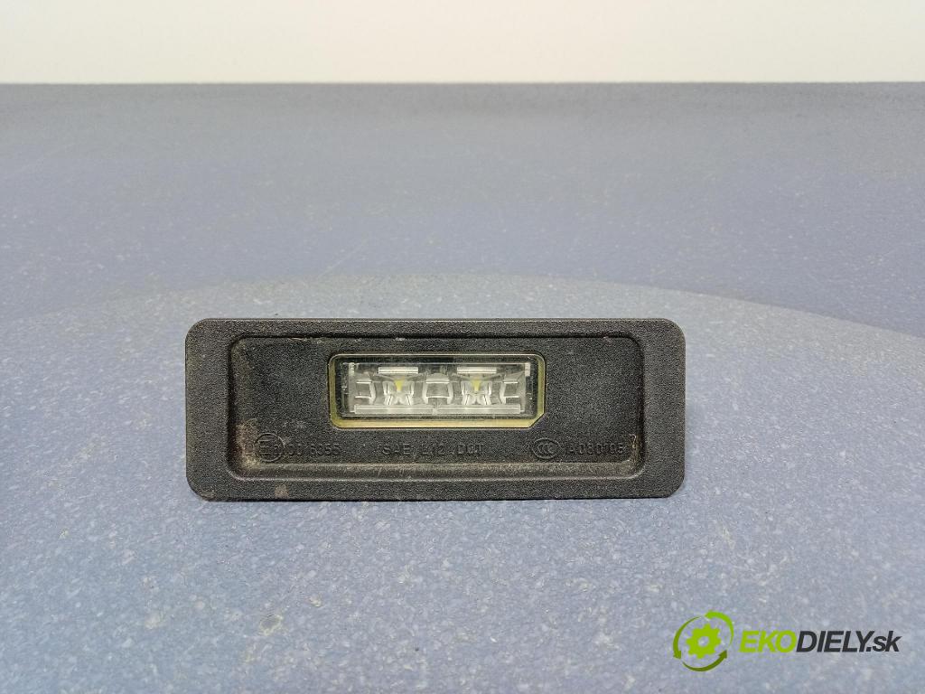 Volvo V40 2016 Svietidlá: Vnútri: 31352526