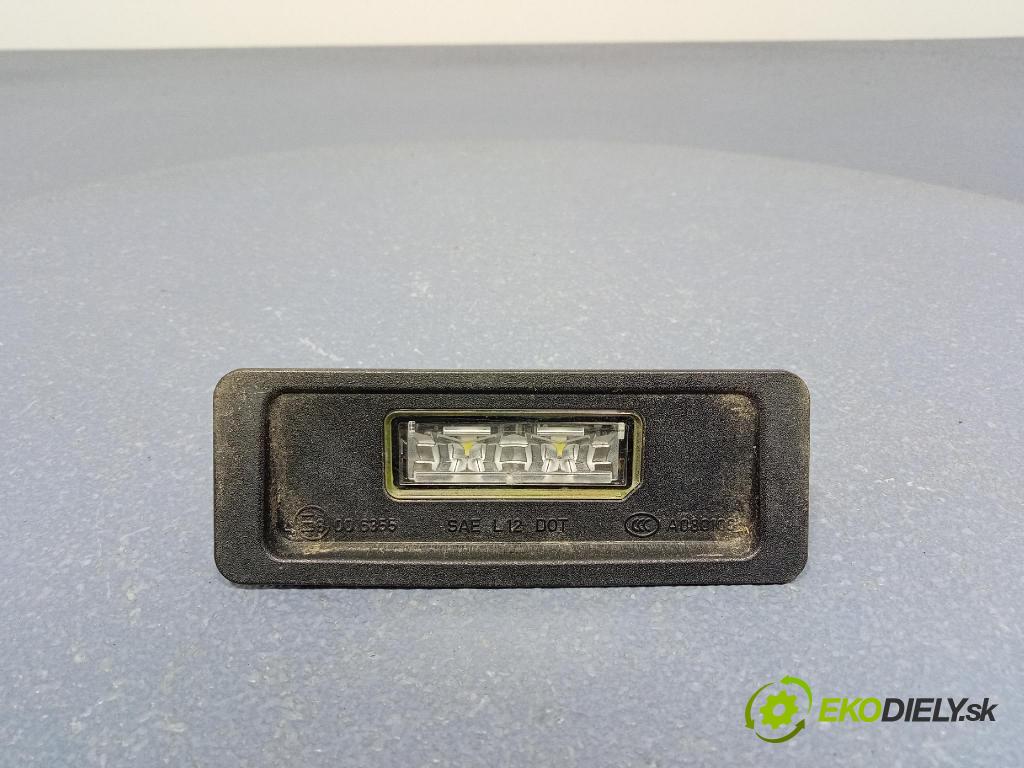 Volvo V40 2016 Svietidlá: Vnútri: 31352526