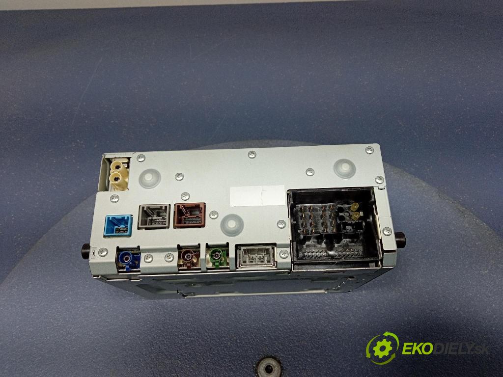 Volvo V40 2016 Radio I Navigácia: 31438298