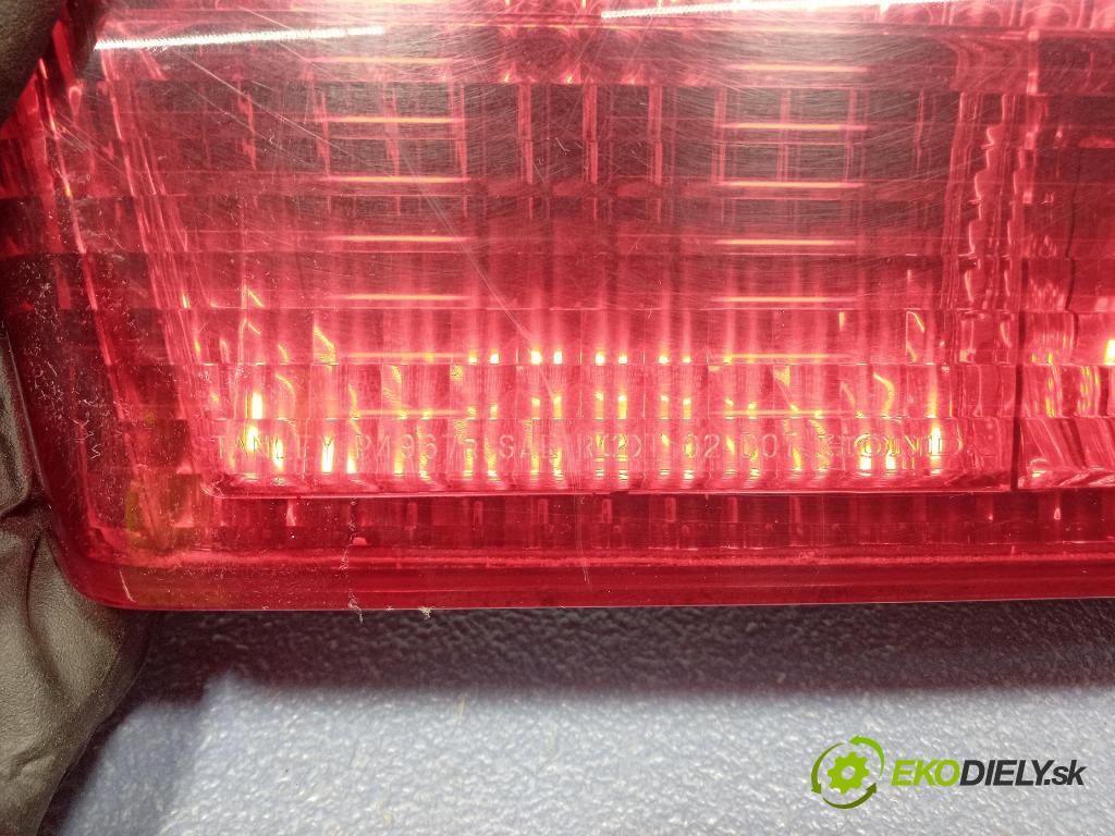 Honda Accord 2005 svetlo / reflektor zad Prava: Vnútri: P4967R