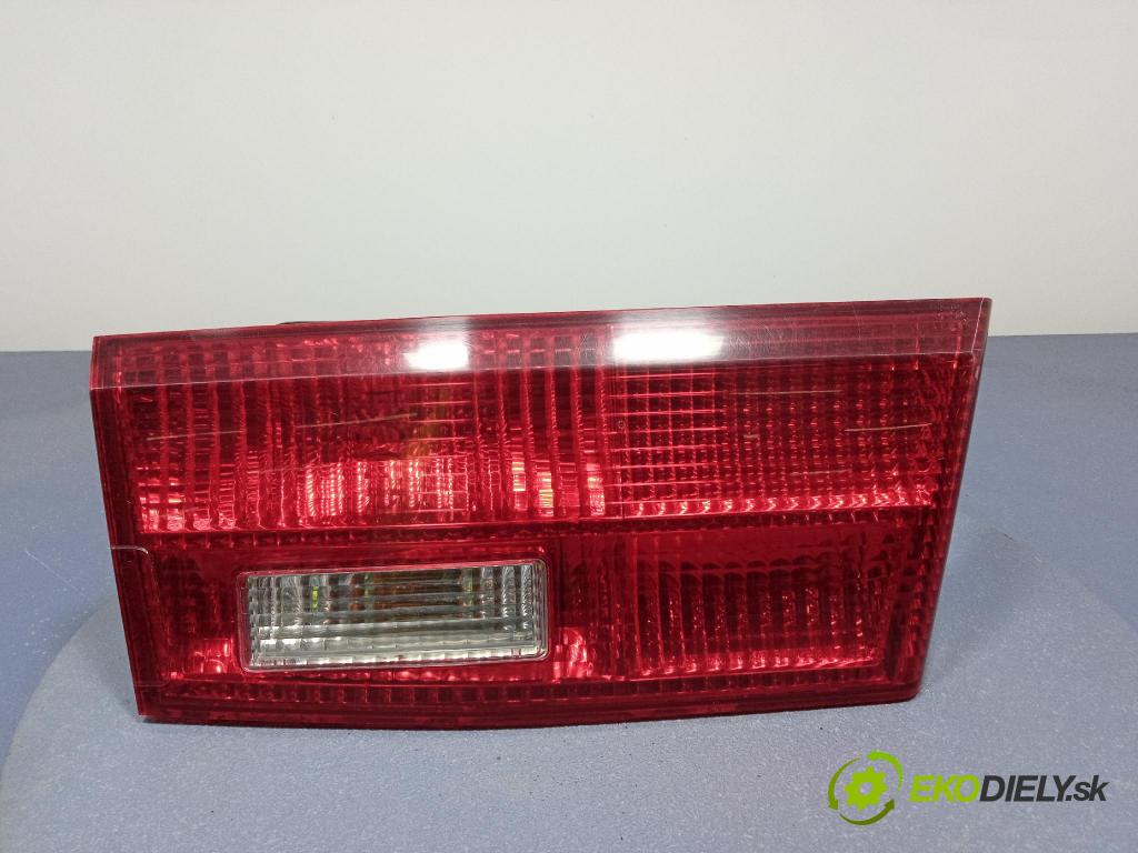 Honda Accord 2005 svetlo / reflektor zad ľavá Vnútri: P4967L